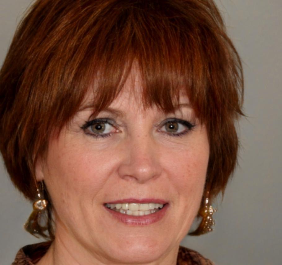 Lisa Hoffmann, Expertin für Finanzgrundlagen und Einsteigerfragen